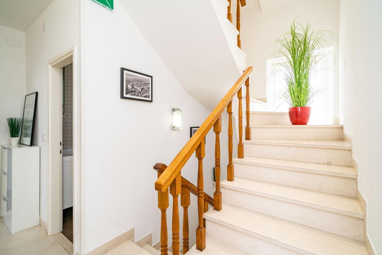 Holiday Home King Дубровник Экстерьер фото